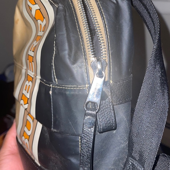 Authentic Burberry Backpack - KIDS - Picture 5 of 5
